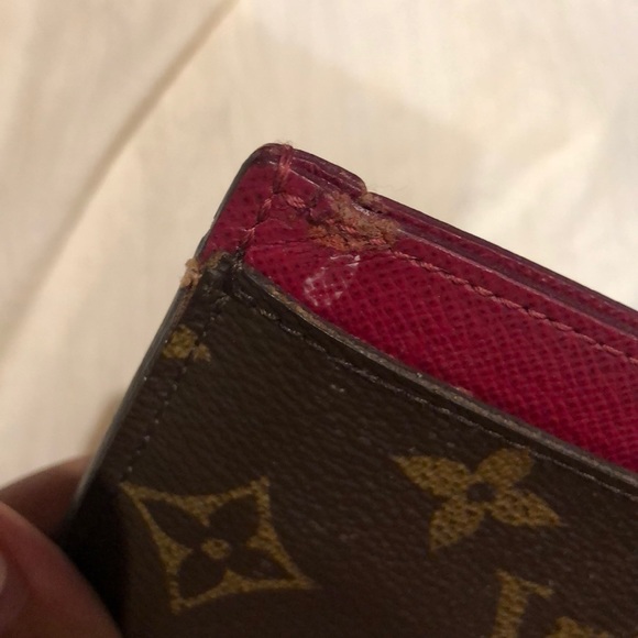 Authentic Louis Vuitton card holder OPEN TO OFFERS - Picture 3 of 8